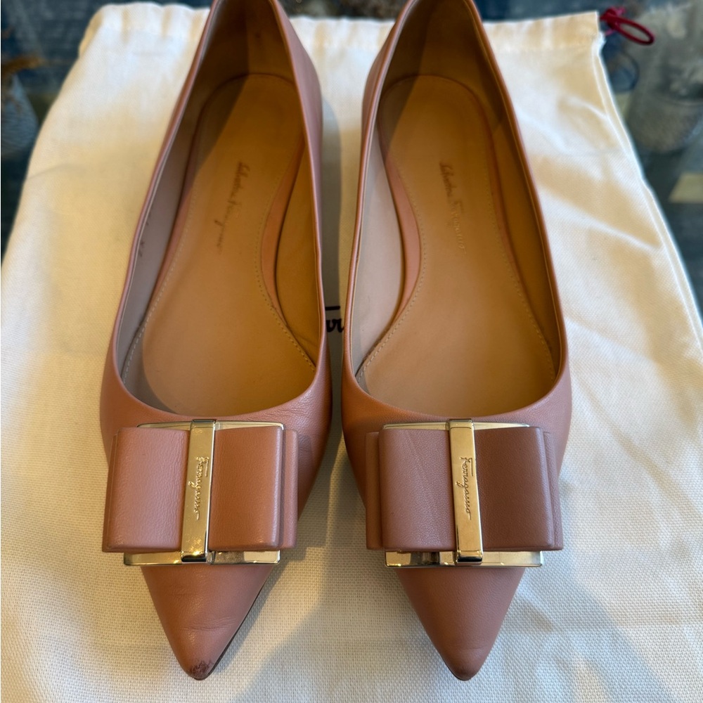 Salvatore Ferragamo Women's Brown Leather Flats with Bow